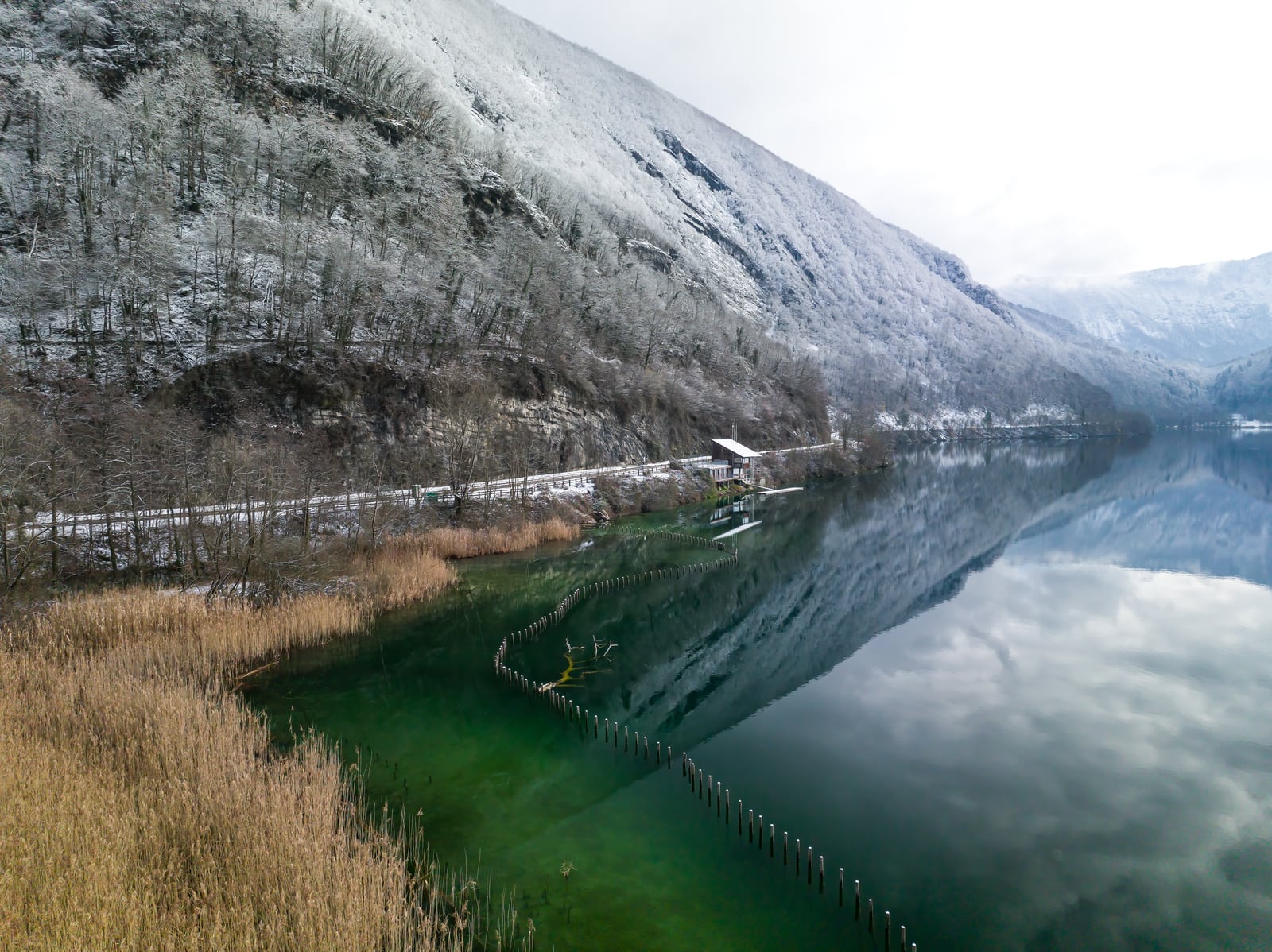 lac aiguebelette hiver Savoie 