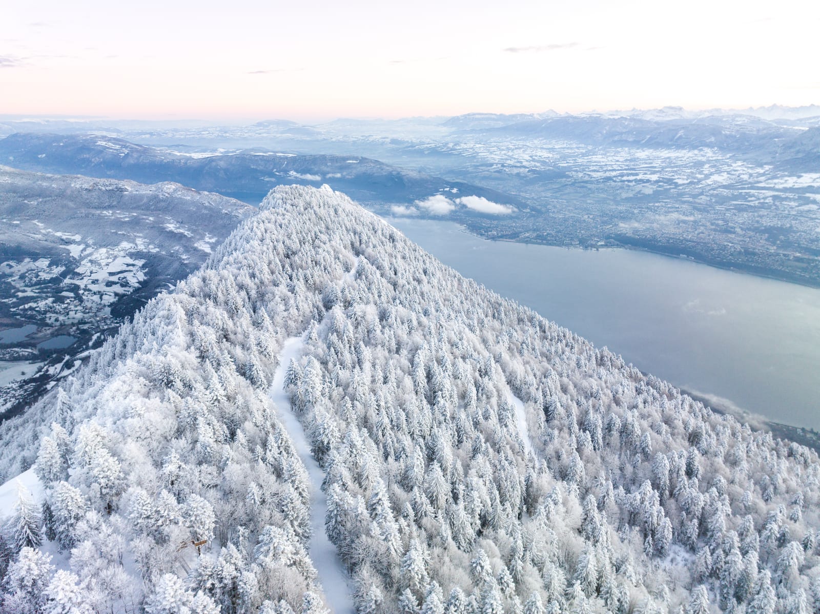 lac Savoie hiver bourget