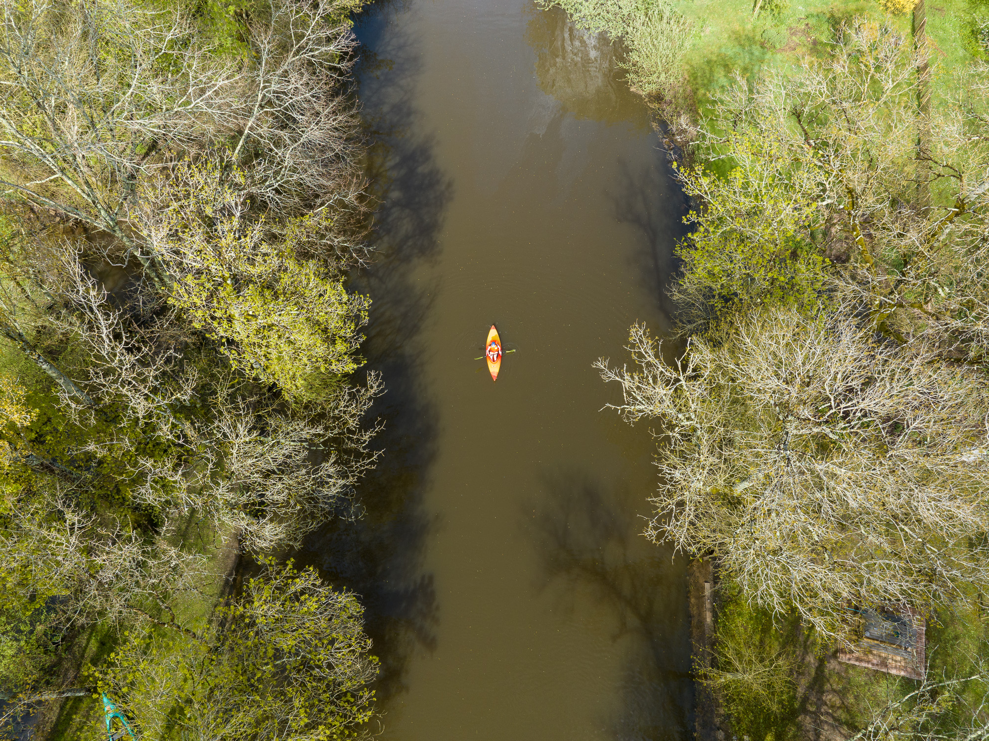 canoe vue drone du dessus