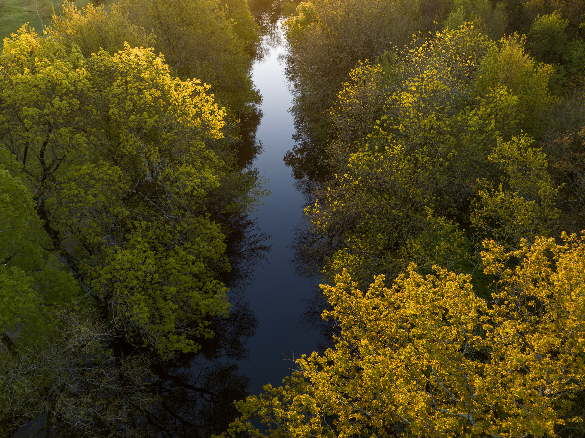 riviere lever de soleil drone